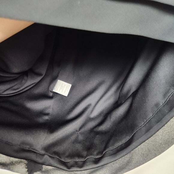 Adrianna Papell Black Ruffled Short Sleeve Zip Back Sheath Cocktail Dress Sz 10 - Picture 9 of 11